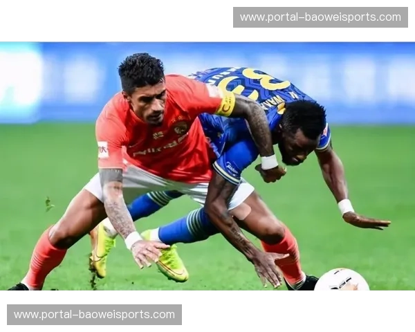 荷兰队强化远射训练应对铁桶阵,加克波演练禁区外冷射 荷兰队强化远射训练应对铁桶阵,加克波演练禁区外冷射